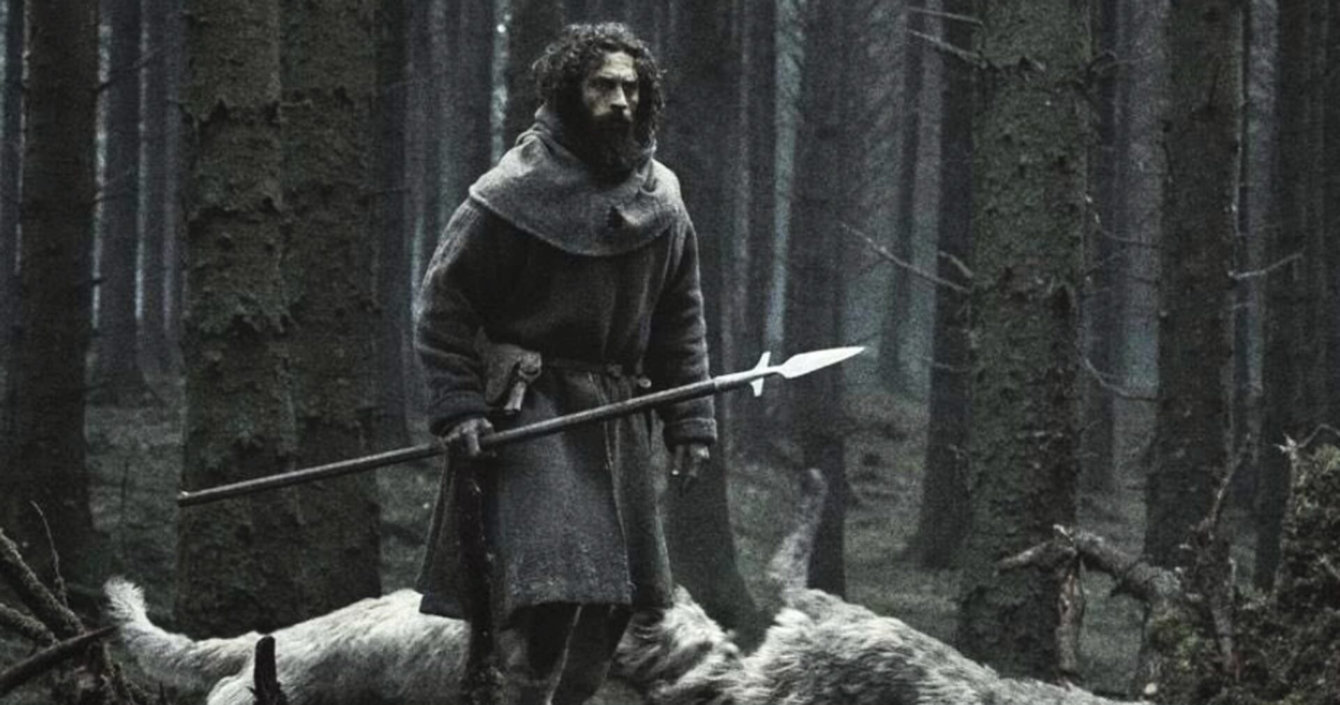 Les premières images de Werwulf, le nouveau film de loup-garou de Robert Eggers (Nosferatu, The Lighthouse) viennent de sortir